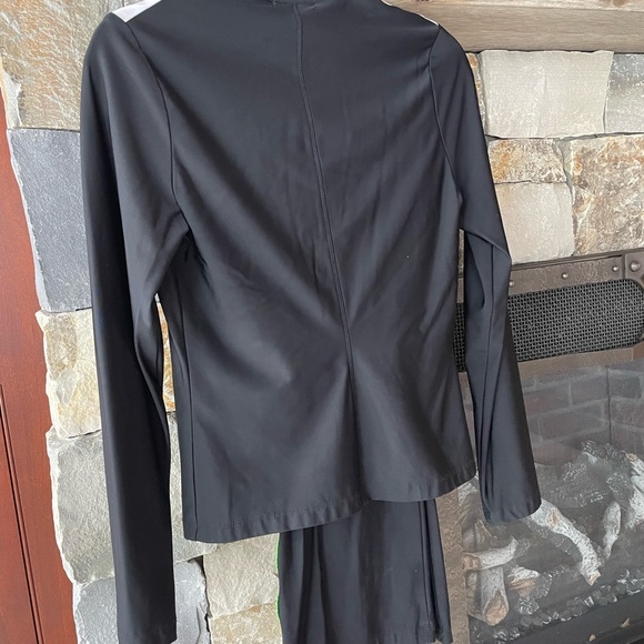 Boston Proper Nylon Sport Jacket with matching pants - Picture 2 of 5